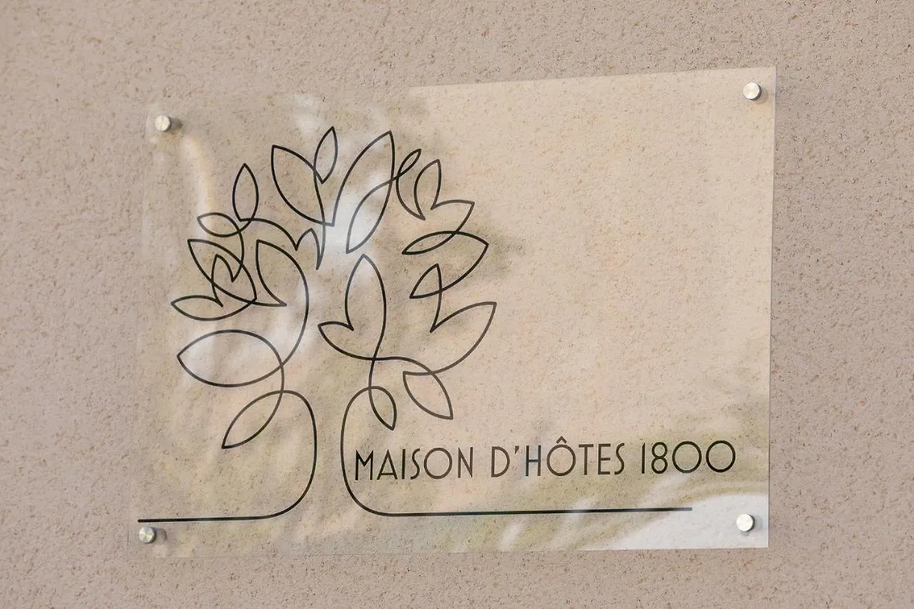 Maison D'Hotes 1800 Sainte-Cécile-les-Vignes Frühstückspension