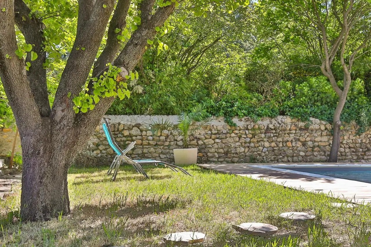 Maison D'Hotes 1800 Sainte-Cecile-les-Vignes France