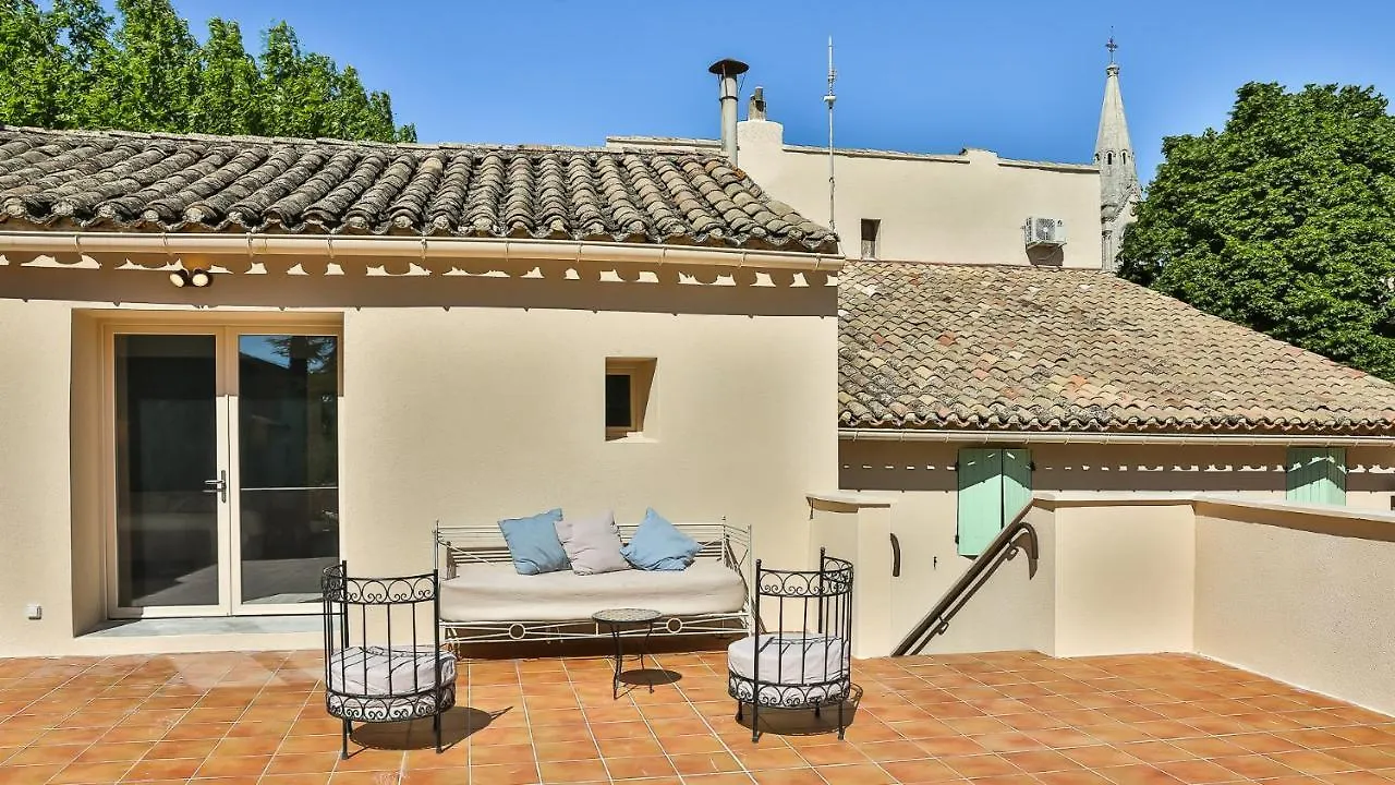 Maison D'Hotes 1800 Sainte-Cecile-les-Vignes 0*,  France