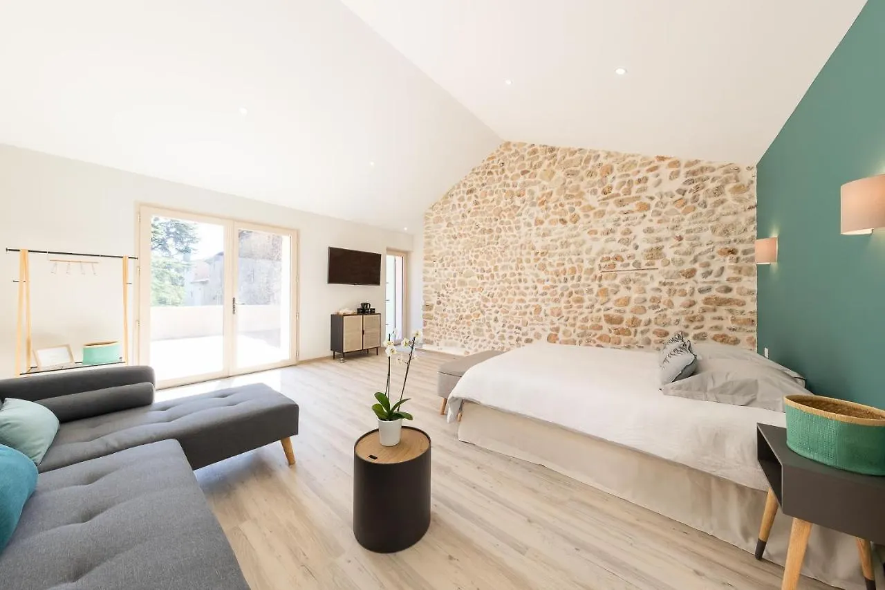 Bed & Breakfast Maison D'Hotes 1800 Sainte-Cecile-les-Vignes